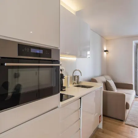아파트 Lovelystay - Principe Real: Modern And Comfort! *