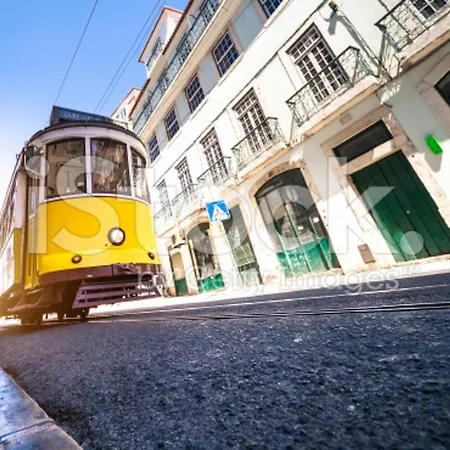 Апартаменты Lovelystay - Principe Real: Modern And Comfort! Лиссабон