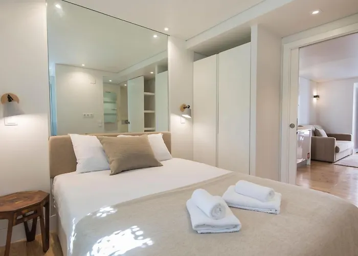 아파트 Lovelystay - Principe Real: Modern And Comfort! *