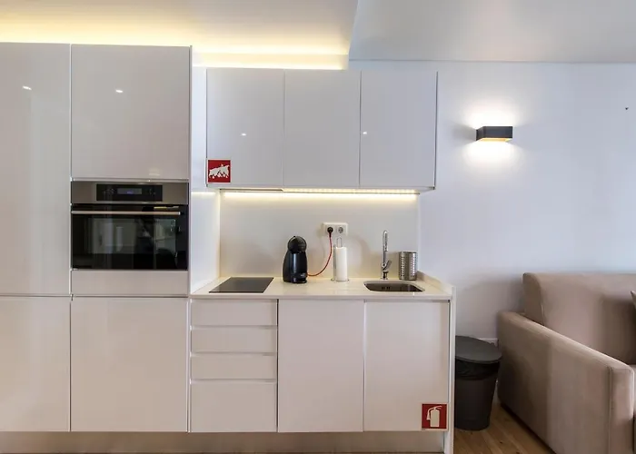 아파트 Lovelystay - Principe Real: Modern And Comfort!